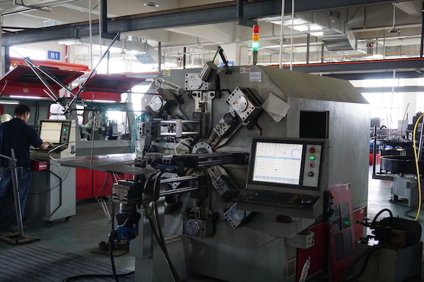 Automatic Spring pressure machine for wire bending production